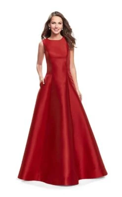 La Femme 25425 Dress -THE DRESS WARE HOUSE La femme 25425 Red F